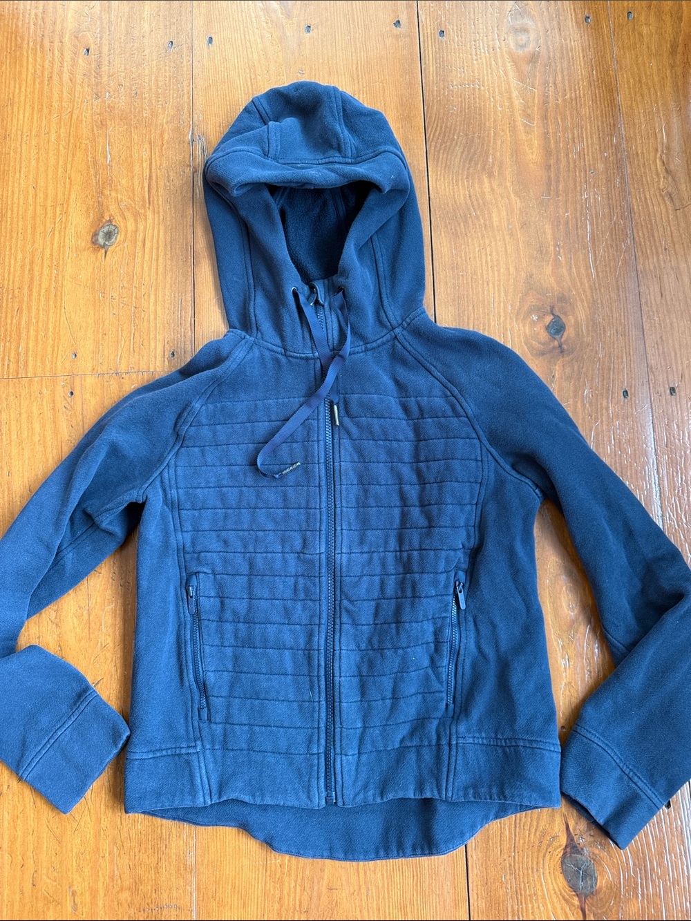 LULU LEMON zip up hoodie size 4